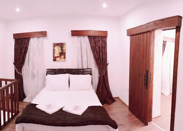 Malia Fountain House