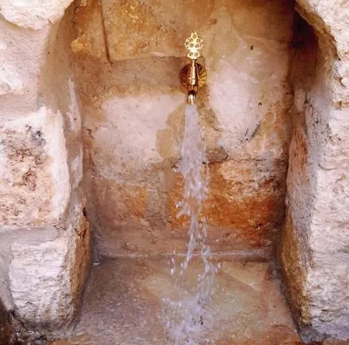 Malia Fountain House アパート